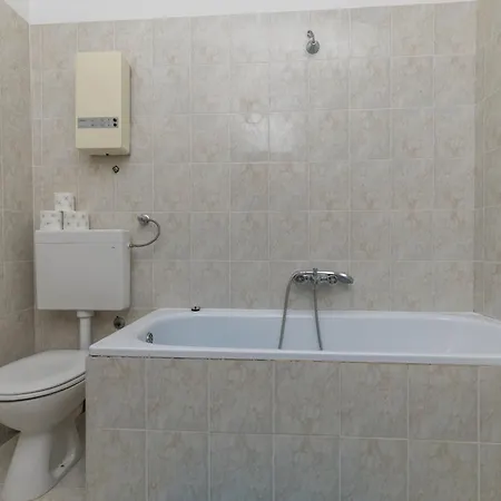 Apartamento By The Sea Pisak, Omis - 22946 Pisak