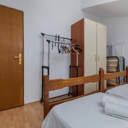By The Sea Pisak, Omis - 22946 피사크