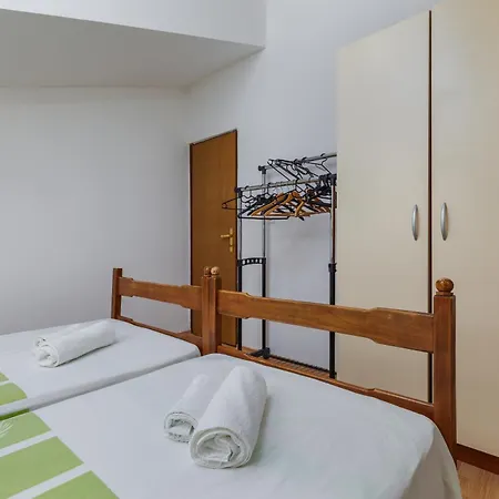 아파트 By The Sea Pisak, Omis - 22946 피사크