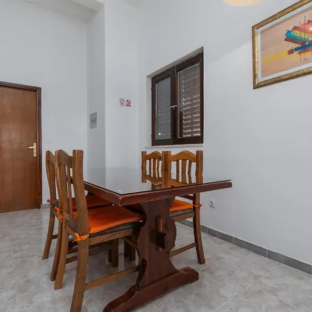 By The Sea Pisak, Omis - 22946 Appartement *