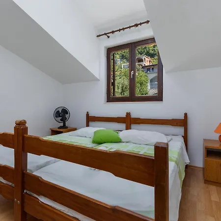 아파트 By The Sea Pisak, Omis - 22946 *