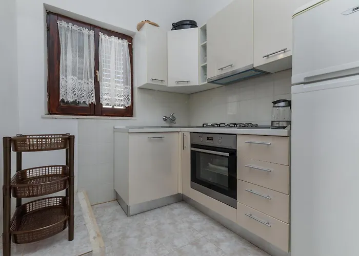 Appartement By The Sea Pisak, Omis - 22946 Pisak