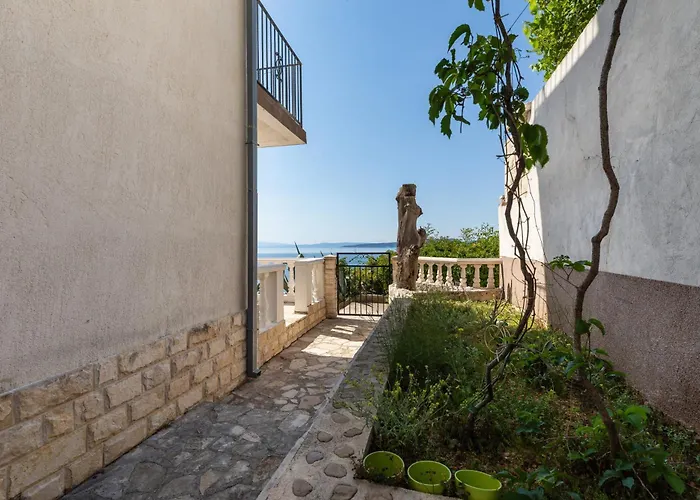 By The Sea Pisak, Omis - 22946 * Pisak